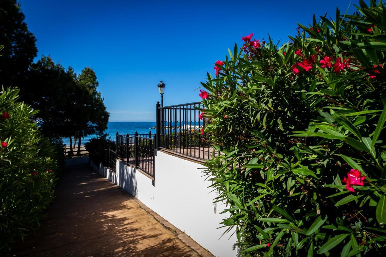 Marbella Banus Suites - Bird Of Paradise Playas Del Duque Banus Suite Apartment Buitenkant foto