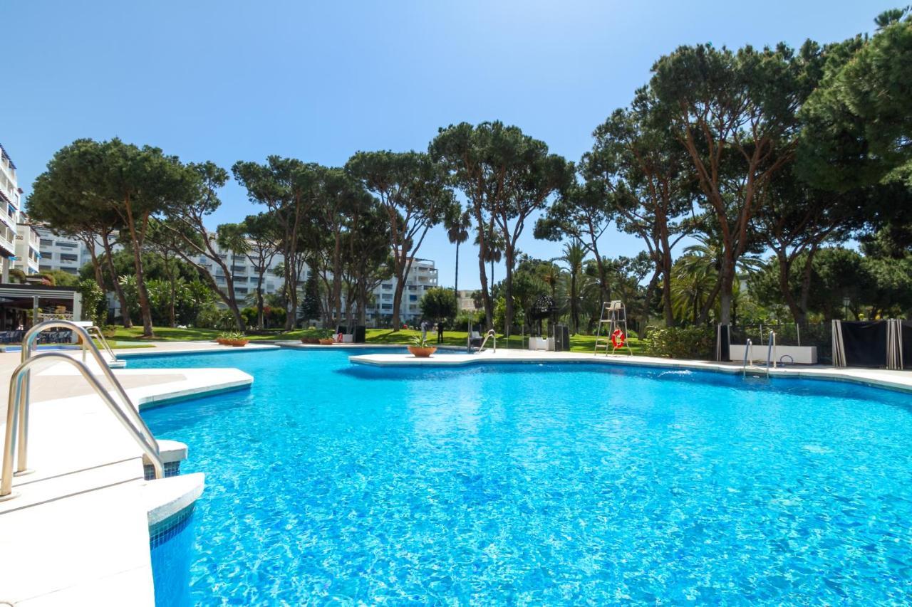 Marbella Banus Suites - Bird Of Paradise Playas Del Duque Banus Suite Apartment Buitenkant foto